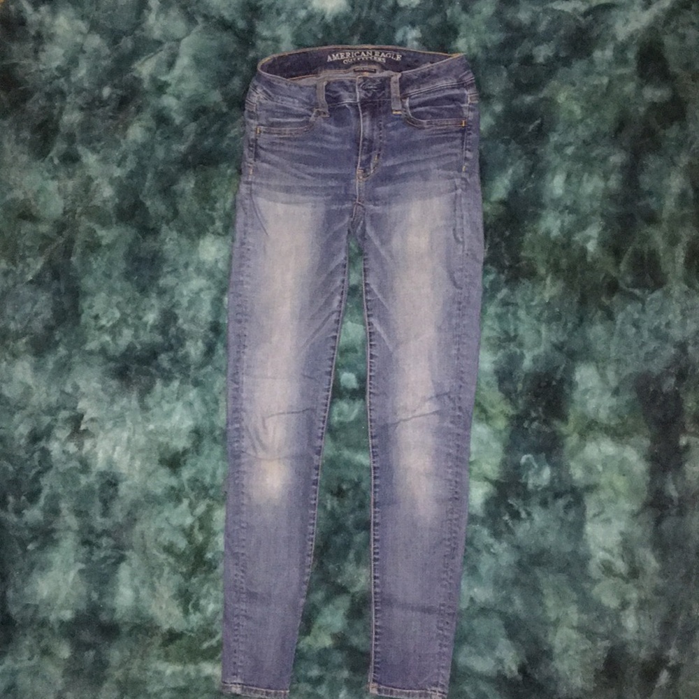 Light washed blue jeans